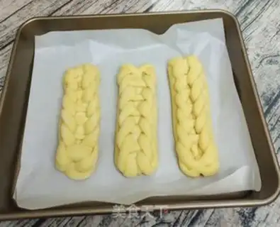 Make Puffed coconut bread step 10
