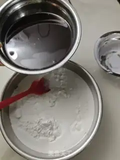 Make Red-sugar coconut cake step 9