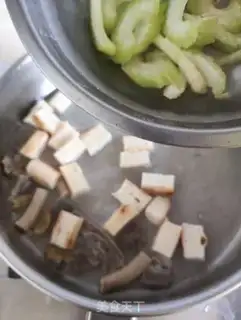 Make A croquettes step 5