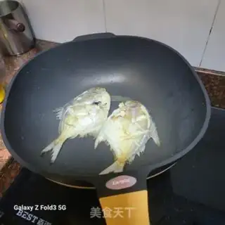 Make Half-cooked barnfish step 1