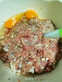 Make The mushrooms and the meatballs step 4