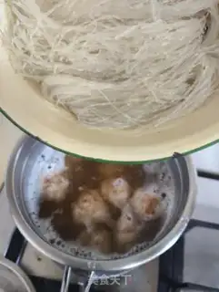 Make Potato fan with meatballs step 5
