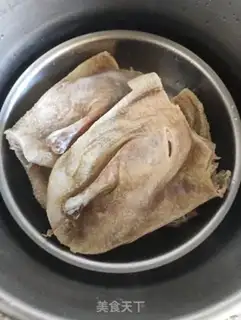 Make Garlic ginger-coloured duck step 2