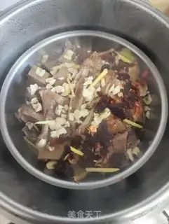 Make Garlic ginger-coloured duck step 5