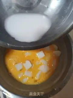 Make Fried eggs step 3