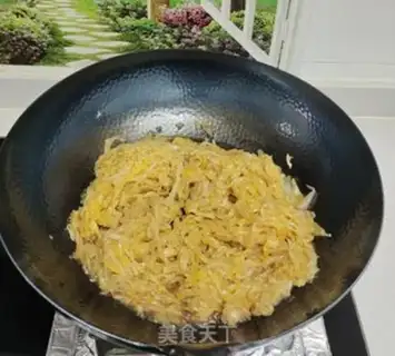 Make Sour stew with lamb powder step 4