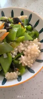 Make Pyramid roll step 6