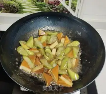 Make Scrambled beans step 4