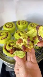 Make Blank bean rolls step 14