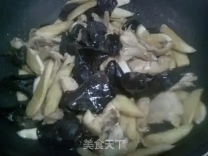 Make Black-mucked, white-fried, mussels step 11