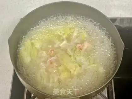 Make Shrimp cutter bean curd soup step 3