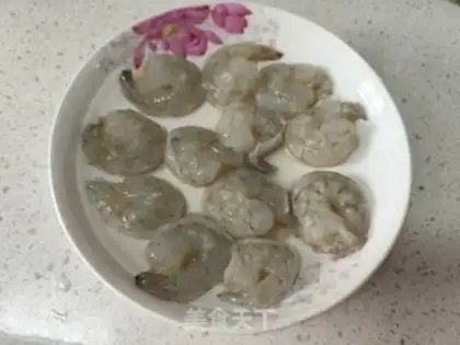 Make Garlic fan shrimp step 3