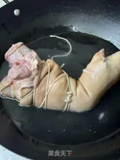 Make A halogen pig