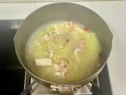 Make Shrimp cutter bean curd soup step 4
