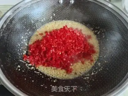 Make Homemade chili sauce step 5