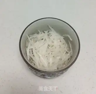 Make Silverfish fried eggs step 0