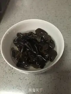 Make The cucumber cucumbers step 0