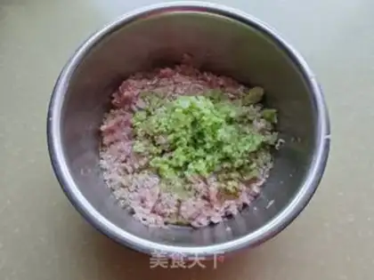 Make A fragrance bun step 3