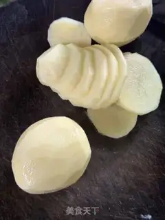 Make Tomato potato and vegetable soup step 2