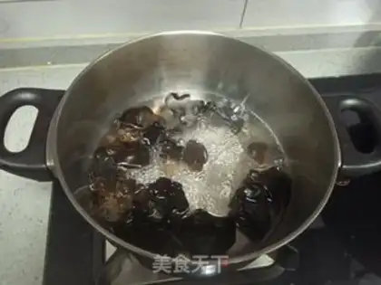 Make The cucumber cucumbers step 4