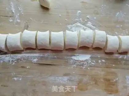 Make A fragrance bun step 10