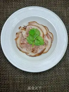 Make A halogen pig