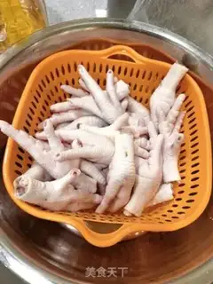 Make Hung Sei chicken claws step 0