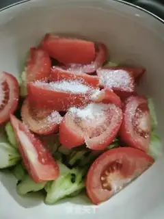 Make A tomato cucumber step 2