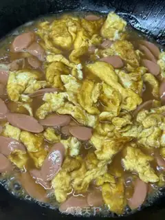 Make Ham fried eggs step 7