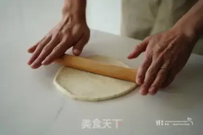Make Tomato sauce pizza step 5