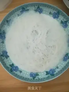 Make A fan of doll food step 3