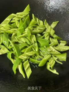 Make Pyramid fried fish step 5