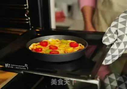 Make Tomato sauce pizza step 10
