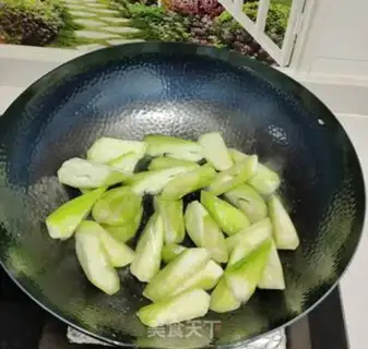 Make Smelt soup step 2