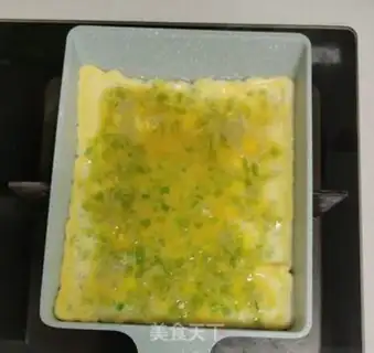 Make Breakfast sandwich step 1