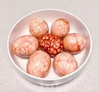 Make Boiled eggs with distractions step 5