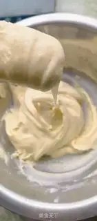 Make Puffy fingers step 1