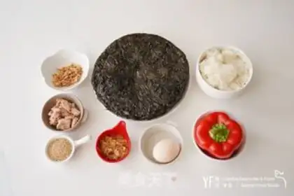 Make Seaweed fish fried rice step 0
