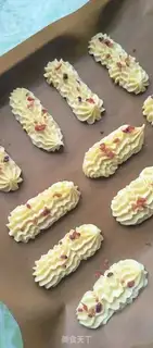 Make Puffy fingers step 2