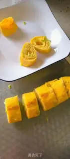 Make Shrimp egg rolls step 5