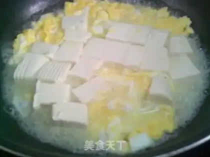 Make Eggs, broccoli, tofu step 8