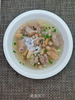 Make Squid-dried peanut chop soup step 10