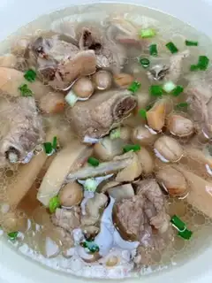 Make Squid-dried peanut chop soup step 11