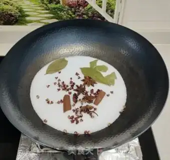 Make Self-cooked eggs step 1