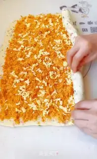 Make Onion pine rolls step 8