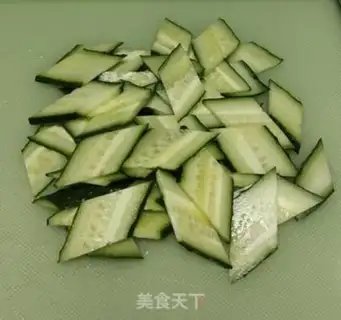 Make Cracker cucumber step 0