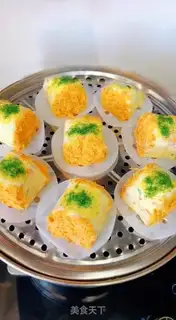 Make Onion pine rolls step 13