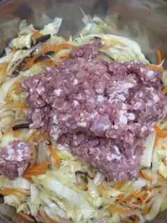 Make The mushroom gravy step 13