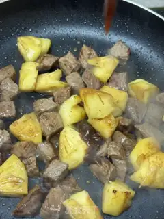 Make Pineapple beef step 7