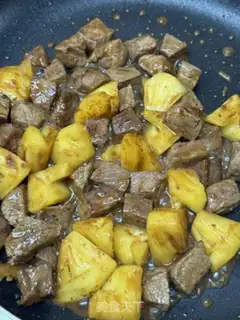 Make Pineapple beef step 8